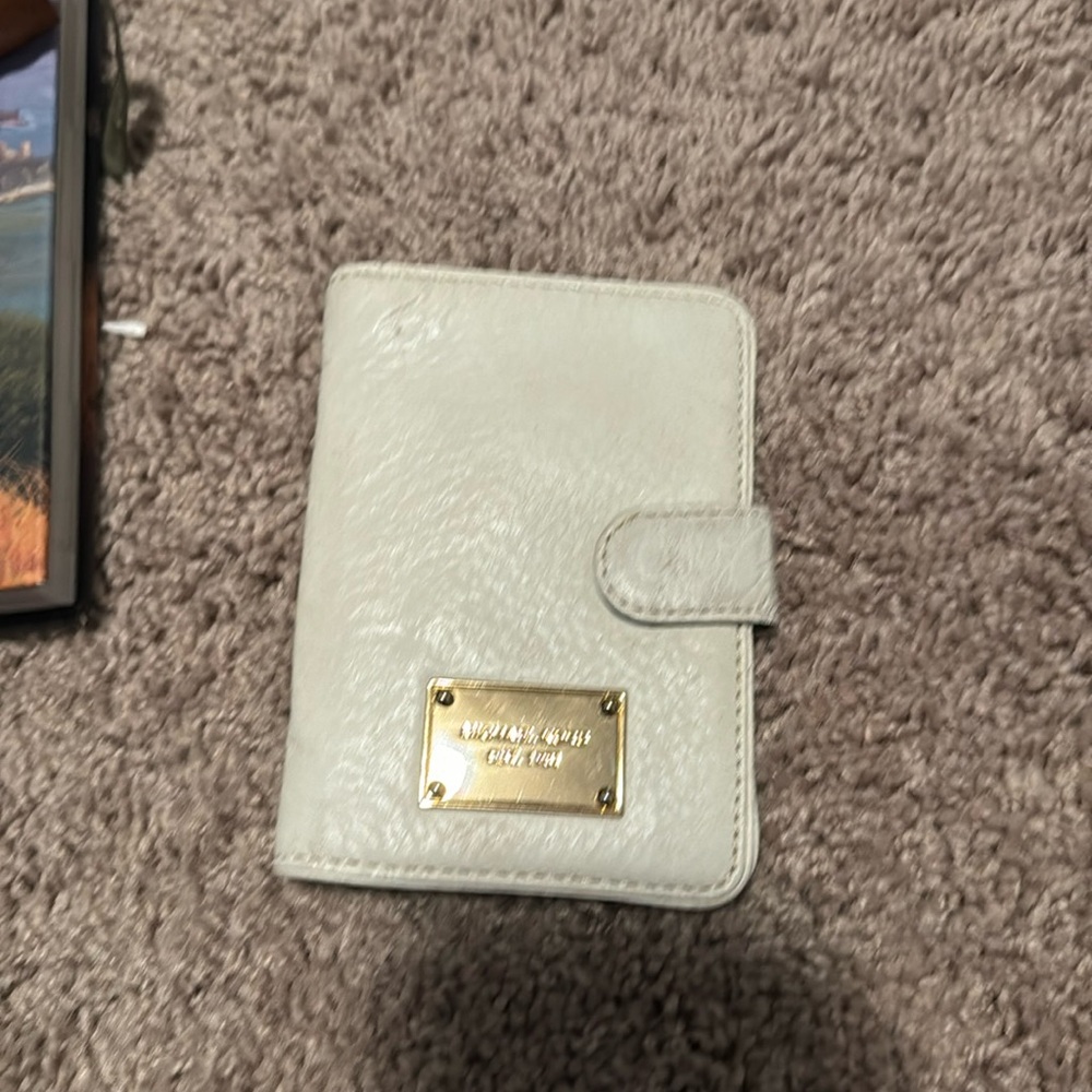 White Michael Kors wallet